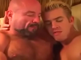 Padre se coge a hijo después de la piscina twitter sg gay porn