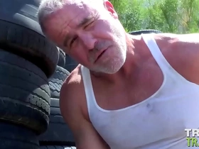 Trailertrashboys hunky dilf dale fleshly jerks off outdoor gay porn hot males