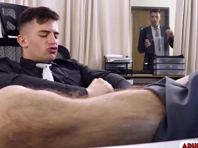 Trevor brooks masturbates while strenuous in the office, fapping his dick unaware that his boss, jordan star catches him in the act. porn thailand gay