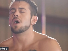 (dante colle) does a sexy pose on his motorbike then goes to the garage hooks up with (theo brady) - men hot delighted doctor porn