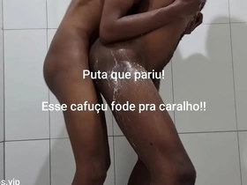 Mavambo me fodeu debaixo do chuveiro japan muscular gay porn