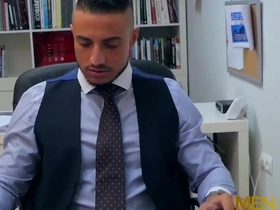 Menatplay klein kerr anal fucks suited gay boss james castle japan gay boys porn