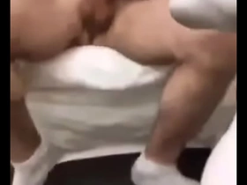 Una buena verga en mi culo hace que me corra freeze gay japan porn